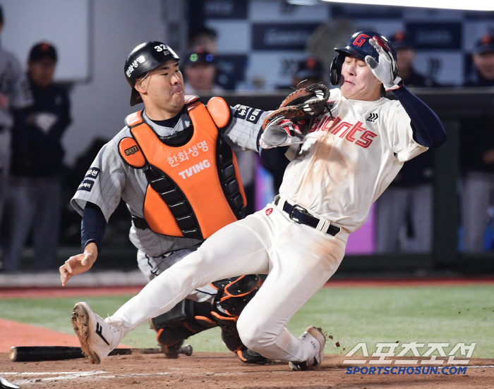 Mr. Zero, who was stabbed in the back by director Kim Kyung-moon, is this good? a finishing pitcher with a zero ERA