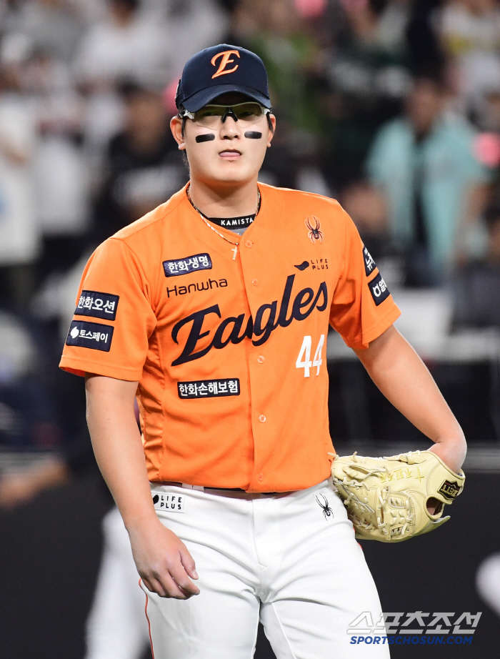 Mr. Zero Kim Seo-hyun collapsed. Walks, walks, and hits → Hanwha, which has lost 2 consecutive games after 8 consecutive wins. Cho Hyung-joon escaped 2 consecutive losses with 10K scoreless in 6 innings 