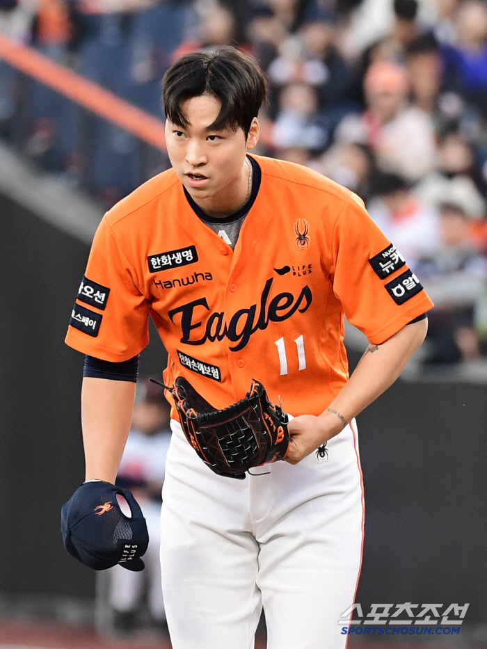 Mr. Zero Kim Seo-hyun collapsed. Walks, walks, and hits → Hanwha, which has lost 2 consecutive games after 8 consecutive wins. Cho Hyung-joon escaped 2 consecutive losses with 10K scoreless in 6 innings