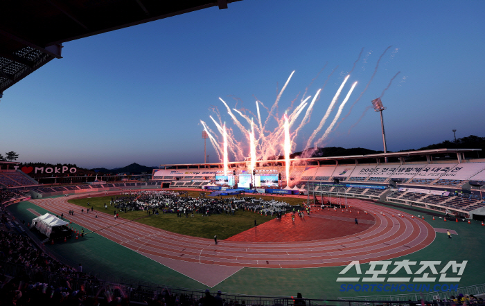 Jeollanam-do Sports Festival Opening Ceremony Warm Communication with Chairman Yoo Seung-min X Passion Club Members