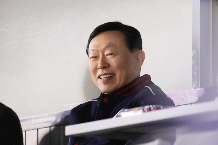 The owner of the team is coming down? Thank you very much…With two ⅔ innings of steel → QS, he was completely avenged and unbeaten