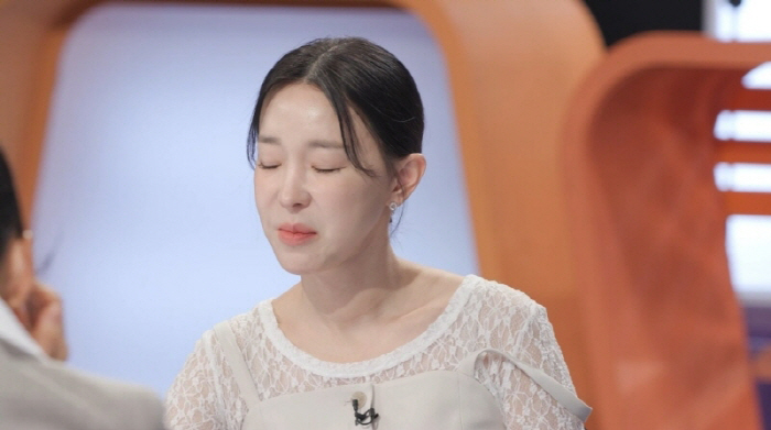 The dung snowman is suspicious..Ahn Hyun-mo was surprised by the appearance of feces at the scene after the brutal murder of his mother and daughter (Smoking Gun)