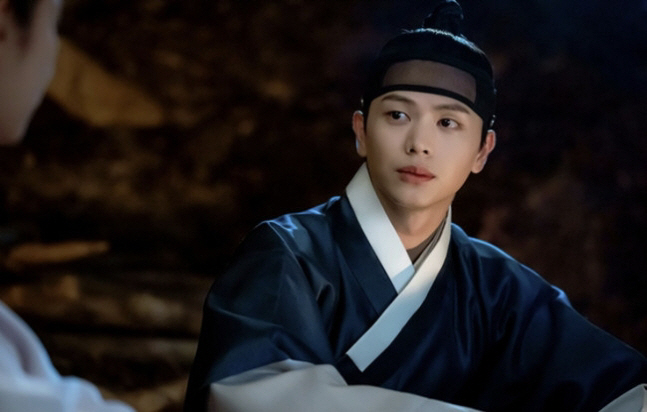 For 2 consecutive weeks, the highest ratings have been broken...Na Wan-bi → Successful 3 consecutive hits following the treasure island