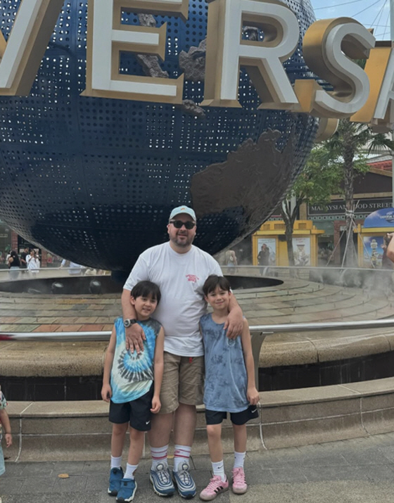 Sam Hammington succeeded in farming his children. William, ice hockey, and then he'll compete again