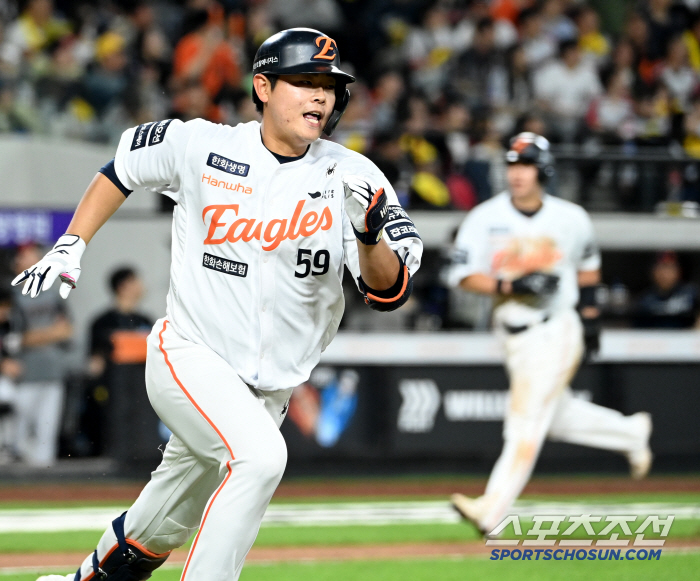 I will prepare better for the 4th year catcher who will not be able to play and promised to be a pinch hitter for the second division or coach tomorrow → First double since his debut, and return the RBI 