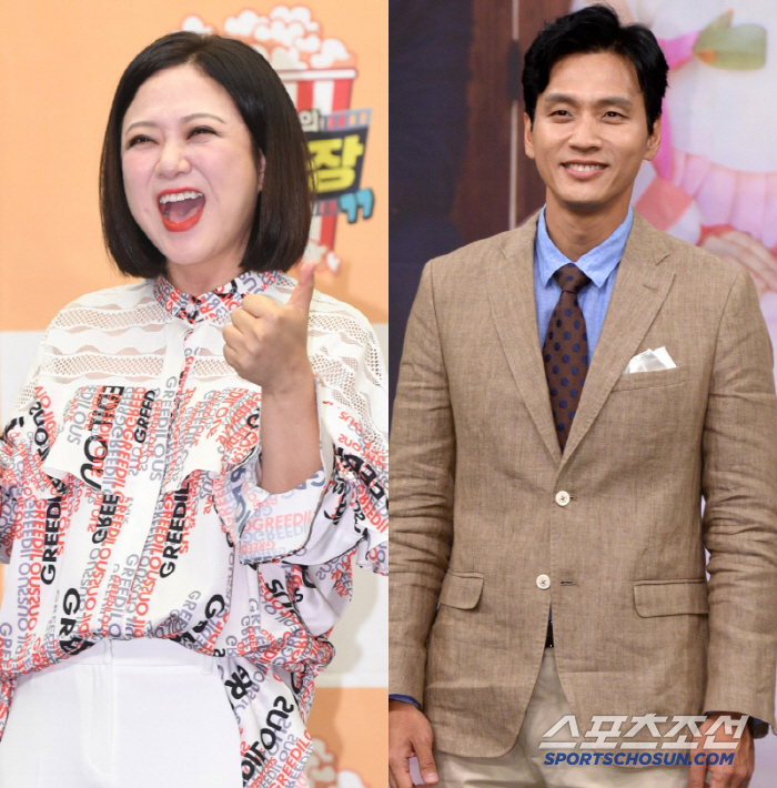 Koo Bon-seung ♥ Kim Sook's charm is feminine behind dimples and coolness (Homes)