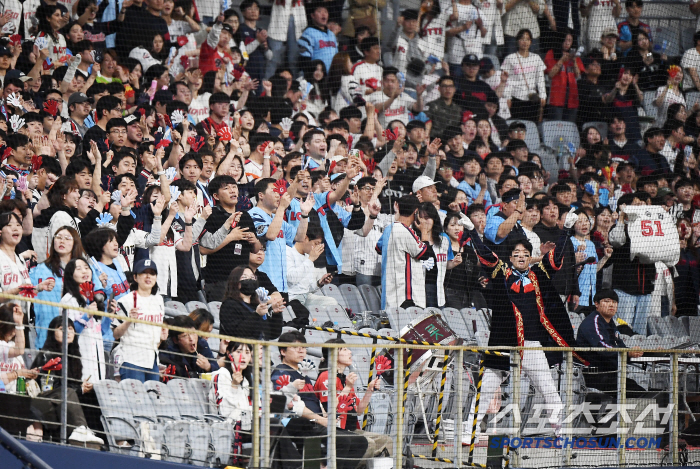 Lotte, the No. 1 player in April, won on the first day of May → Kiwoom sweeps three consecutive games! Davison's 7 scoreless innings 6K  Na Seung-yeop's final hit run 