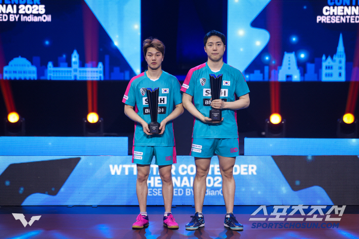 National Peepyak Shin Yu-bin in Doha World Table Tennis Championships Singles Match Tough Women's Clothes X Mixed Clothing is clear