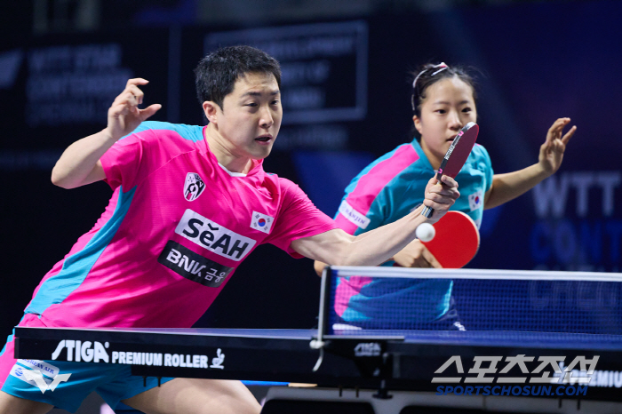 National Peepyak Shin Yu-bin in Doha World Table Tennis Championships Singles Match Tough Women's Clothes X Mixed Clothing is clear