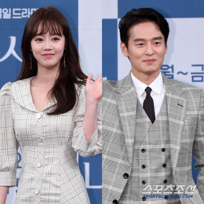  Shin So-eun and Yoon Jong-hwa are dismissed after three years of marriage...Half a year ago, a male and a male have different personalities (Full Story)