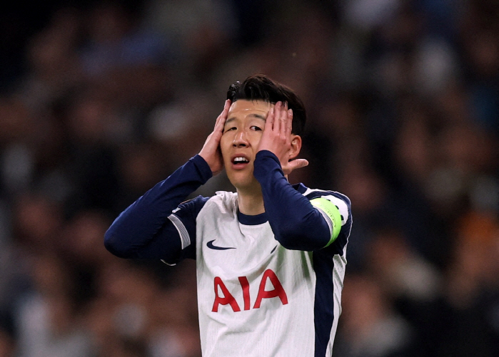  Son Heung-min is improving, but he has yet to return to the first leg of the Europa semifinals...Postecoglou confirms first question, misses 5 consecutive games