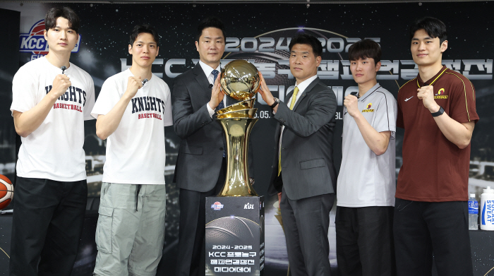 SK coach Jeon Hee-chul's 5th game vs LG coach Cho Sang-hyun's 6th game for the first time to win the championship