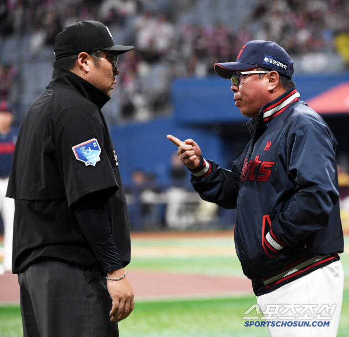 Park Se-woong, an angry glasses ace, is on fire after throwing his face into the glove and roaring only 5 innings