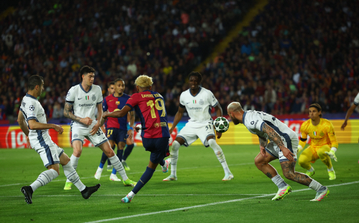  Maybe, it's beyond Messi...Yamal, a talent who comes out once every 50 years, chewed up Inter Milan