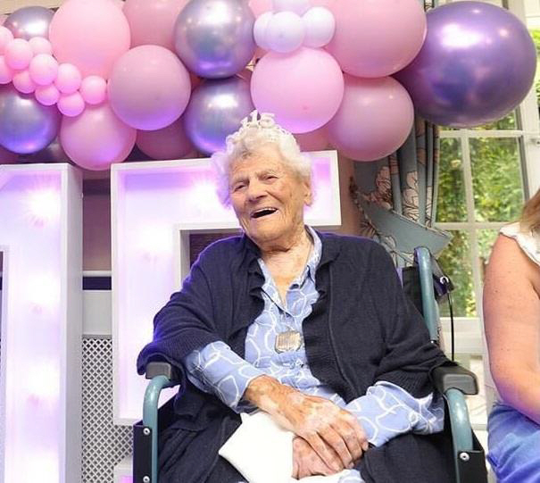 World's Oldest Sister Cannabajo Dies at 116 Years Old...115-Year-Old Englishman's title
