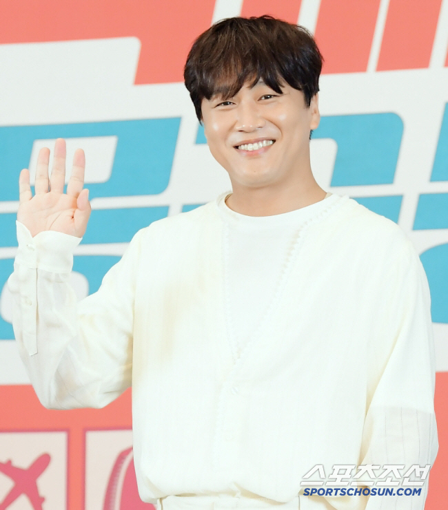 Cha Tae-hyun, it turns out that he's a rich man in the entertainment industry... The identity is incredible. 