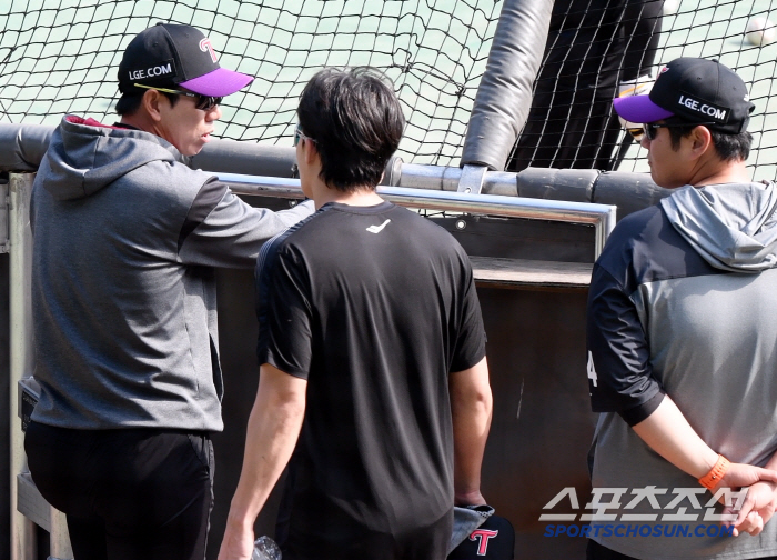 I'm Laughing Thanks to Chan Kyu. Will LG in May be able to smile?
