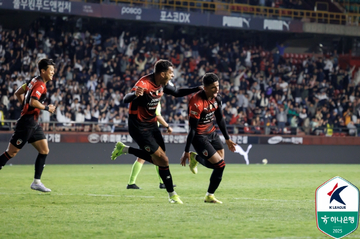 Park Sanghyuk's theatrical goal exploded. Managing director Gimcheon is scary! Oberdan Goals Overpower Pohang Steelers 21 for 2 consecutive wins → Jump to 2nd place