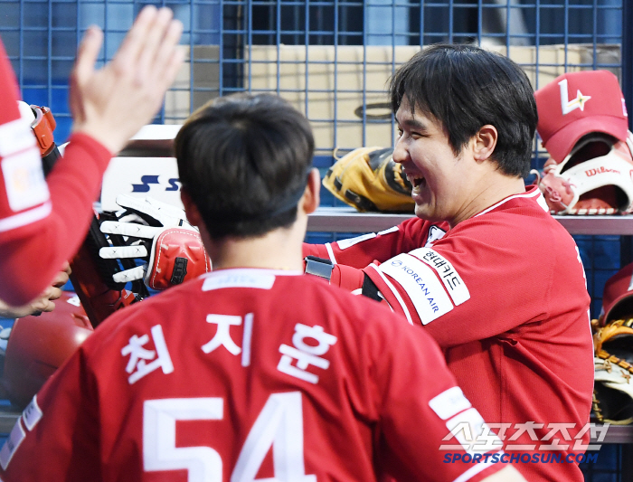 LG Shock's 5th consecutive loss! → Why do you use the winning team? We can block the chasing team. SSG, Cho Byung-hyun, Ro Woon, Dusol, Kim Min, and 21 wins against LG