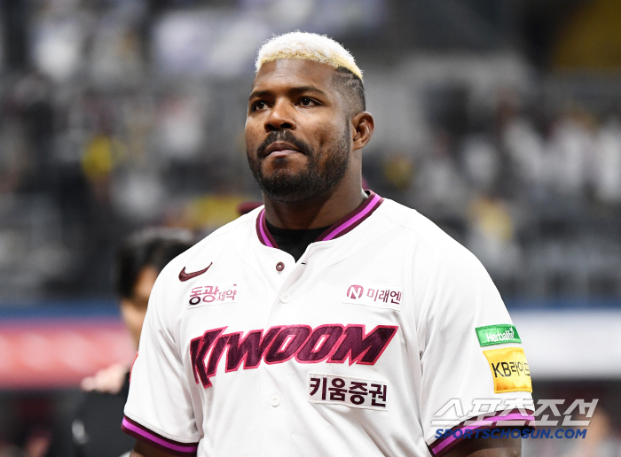 No shoulder pain. Puig is coming back! Shall we save Kiwoom's hope in the last place in the ranking and team batting average? 
