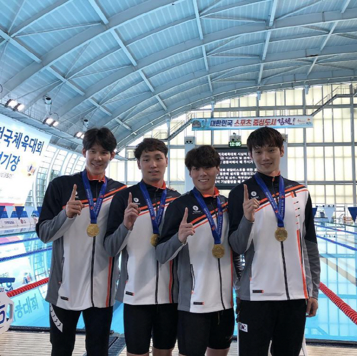 Park Sun-kwan, the ace of Bae Young, the original flower boy, and a two-year romantic relationship photographer, have a new start ahead of the final match of the wedding ceremony on the 3rd