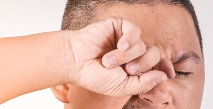 Pollen and Fine Dust Spring, Allergic Conjunctivitis Warning