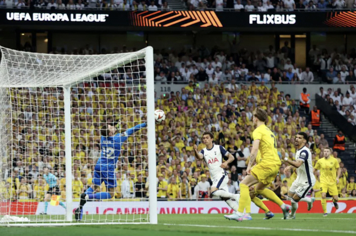 Son Heung-min's power to cheer on the field! Tottenham's final is here! Johnson's 37th second thunderous goal → Madison's additional goal, lead in the 20th half to BodeauGlimt