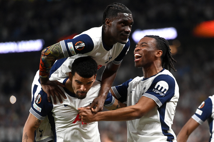 Unexpected glory The king of Manchester United → 9.4 points explosion Fernandez is crazy! 97% chance of making it to the finals and a clash with Tottenham