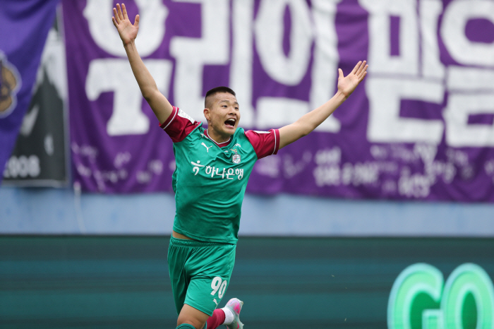 Crazy! Daejeon 18-year-old Jun.Pro debut goal explosion! Is the mechanical genealogy finally born?