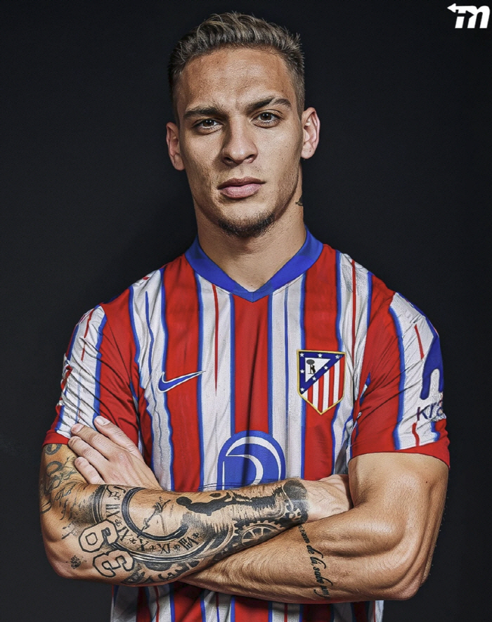 Manchester United is amazing! After a complete revival of the post-Manchester United effect, 160 billion won is set at least 79 billion won in transfer fees required for the appearance of a big club transfer signal