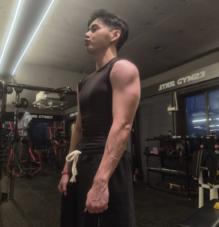 V and Jungkook Show Off Muscular Transformation