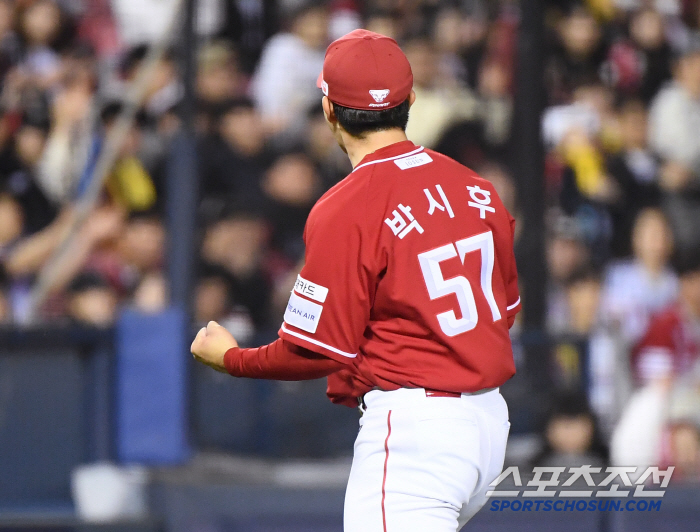 Park Hae-min, Jurusa, that was the biggest.. Sihoo did a great job → A thrilling moment. Satisfied with the prepared checkpoint  proud  extreme praise