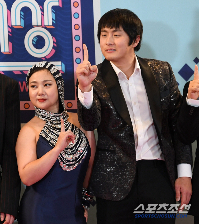 Park Na-rae sincerely confesses to her ex-someman Gian84..When I'm having a hard time, I think of it first