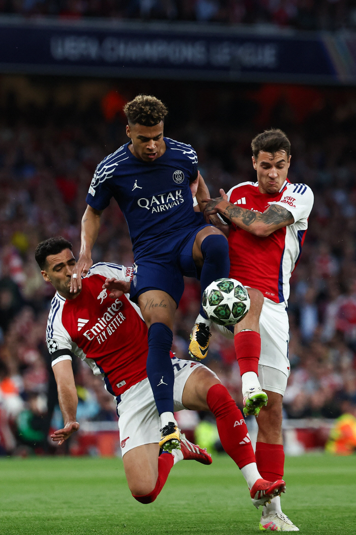 The aftermath of the Champs debacle? EPL WINNER Liverpool ignored by Arsenal ace...Who is Saka's best team of the season?