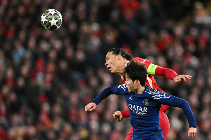 Shocking! Lee Kang-in (24, Arsenal) expresses his intention to break up with PSG? Newcastle?) The rapid rise in the possibility of EPL transfer is KRW 35 billion