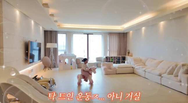 Choo Shin-soo's 10 billion panic room and Ryu Hyun-jin's 100 pyeong mansion?MBL Wives Reveal Class Other Homes 