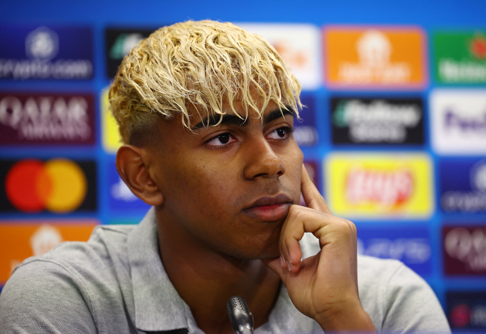 The highest salary for 18 years old? No! → Veteran's anger explodes internal fight. Holan's astonishing talent, predicted a major earthquake that shook the team