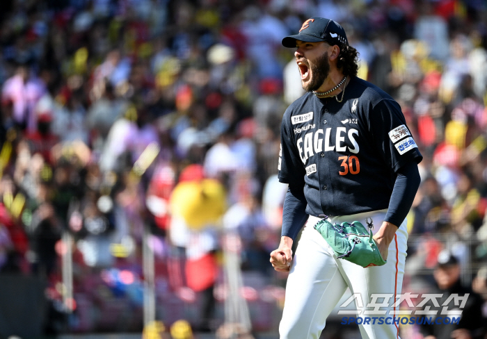 How on earth did Hanwha bring such a pitcher, 29 consecutive innings of unearned ace