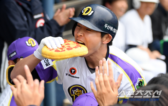 Durin laughed. Jung Soo-bin's solo shot  5 on base Doosan won 3 consecutive games. LG and Hanwha tied for first place 