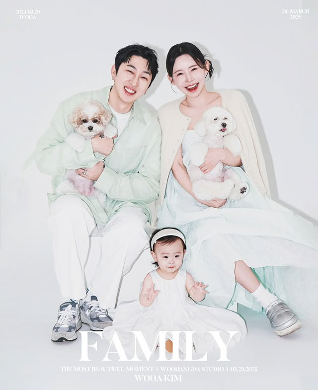 Sleepy, the first release of his second son..a big eye-catching baby angel