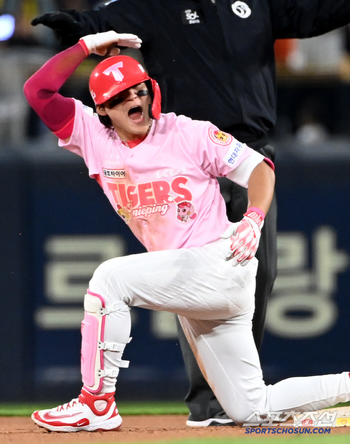 Will Kim Do-young feel like a KIA fan? Four home runs banging in the four days that he said he would prove it!The 22-year-old military pilot terminator is here. 