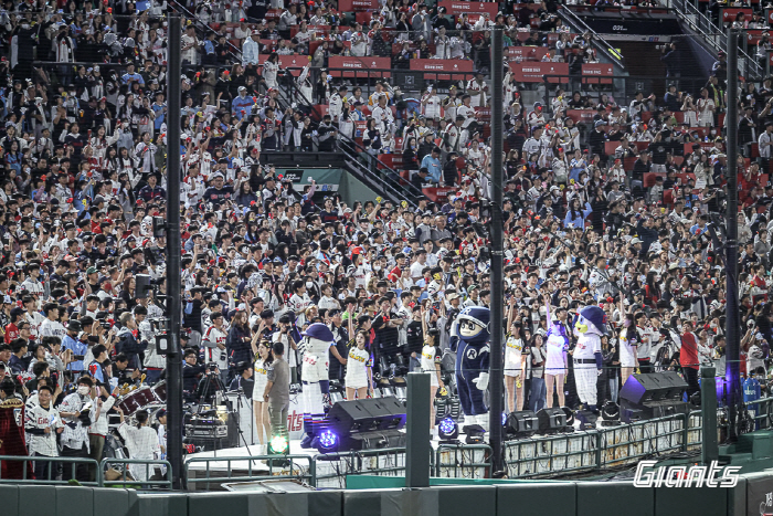 Baseball ends in 2 hours? Real speedup that led to a record of at least 3 million spectators → KBO League wind speed