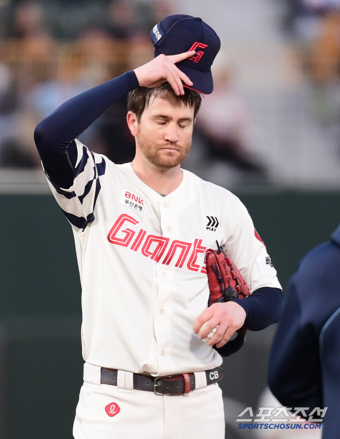 I'm in third place, but I'm nervous! Choi Jun-yong is about to return? ...Kim Tae-hyung's bullpen drought in his second year → Deep sigh