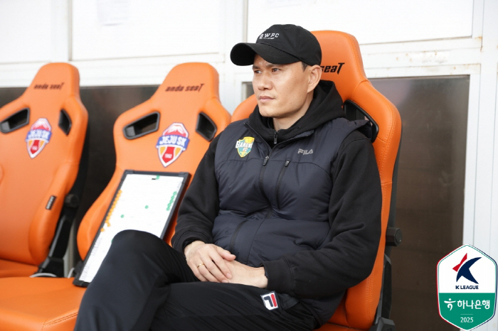 Kim Dong-joon's fatal mistake Lee Ji-ho's 3rd goal Kangwon, Jeju's enemy team 30 wins...Re-verification of natural enemies
