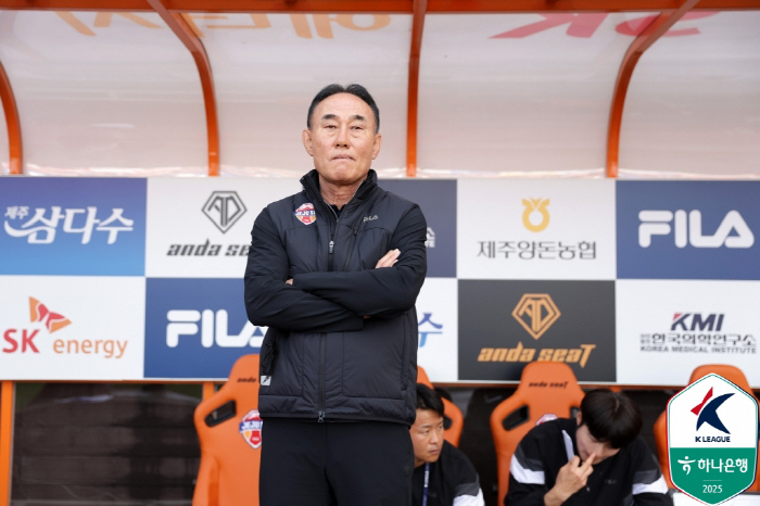 Kim Dong-joon's fatal mistake Lee Ji-ho's 3rd goal Kangwon, Jeju's enemy team 30 wins...Re-verification of natural enemies