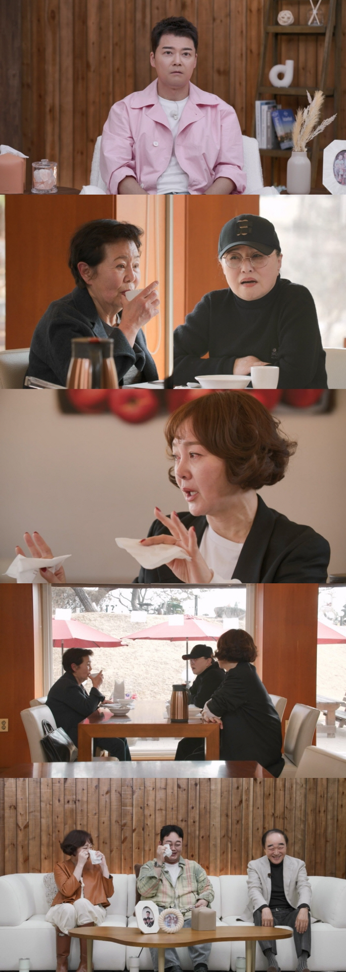 Lee Seung-yeon, mom who gave birth to her and Gil-jun's mom and three-way face-to-face...an all-time meeting. Totally Hollywood (with my dad)