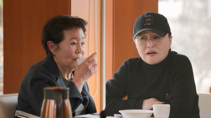 Lee Seung-yeon, three-way face-to-face with her real mother and stepmother..It's ridiculous, but it's not funny. American style