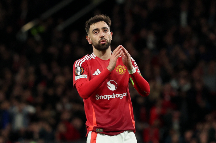 Manchester United is in a state of emergency! HERE WE GO also recognizes the possibility of irreplaceable ace Bruno Fernandes (30 years old, Al Hilal) → Focus on the rest