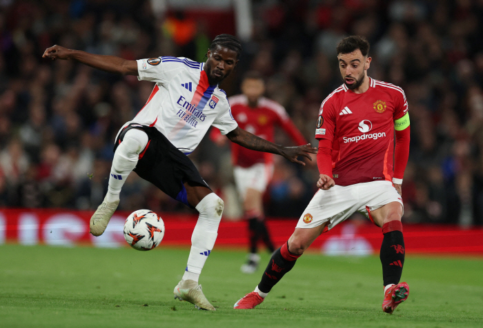 Manchester United is in a state of emergency! HERE WE GO also recognizes the possibility of irreplaceable ace Bruno Fernandes (30 years old, Al Hilal) → Focus on the rest