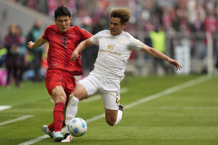 Real racism? 3583 min I've run to the point where my Achilles tendon is worn out, and there's even a dyer Bayern and Bundesliga are also passing Kim Min-jae on SNS